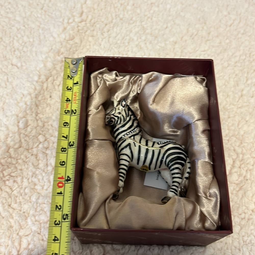 Zebra Trinket Box - Picture 6 of 9